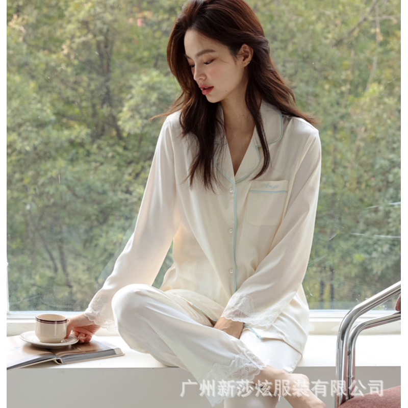 ชุดนอนผ้า Silk Satin พรีเมี่ยม (Diane Sally brand)