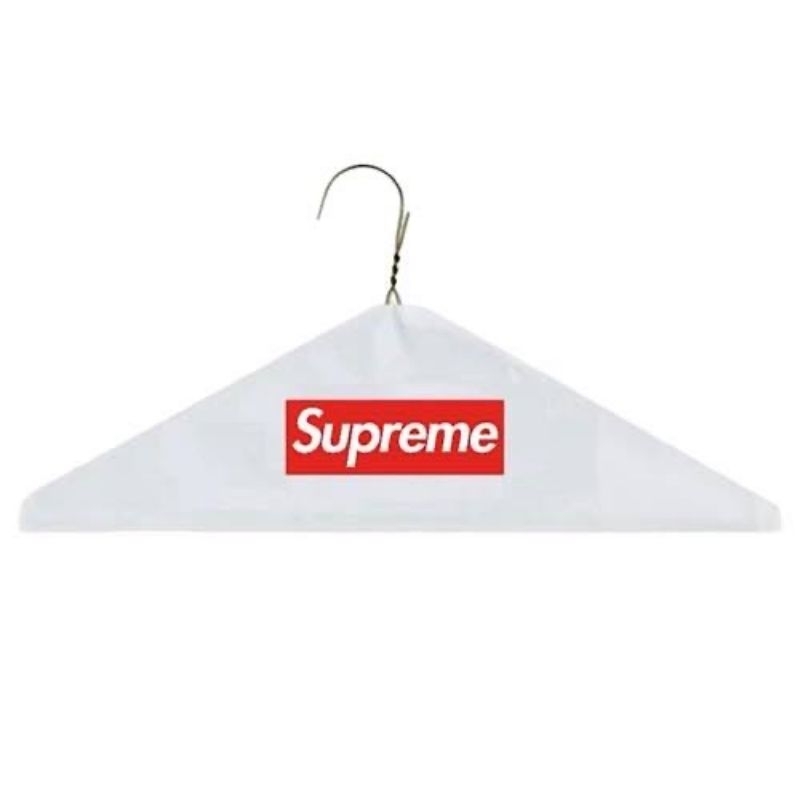 NEW !!! SUPREME CLOTHES LAUNDRY HANGER