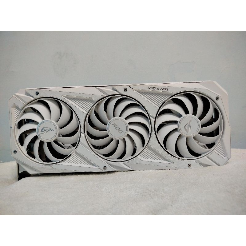 ROG STRIX 3090 24GBมือสองประกันไทย
