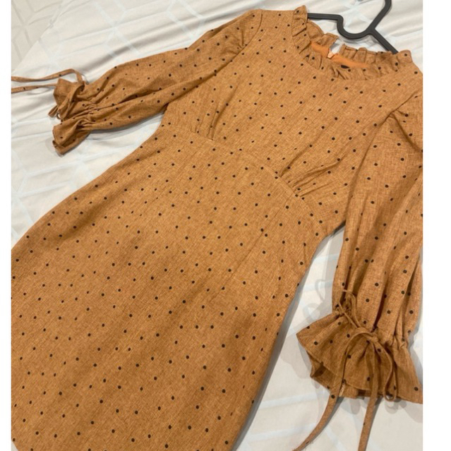 เดรส Sirintra Boutique Size S มือสอง