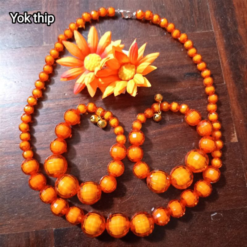 (4ชิ้น)พร้อมส่ง สร้อยคอ+ต่างหู ข้อมือ เครื่องประดับทองกวาว น่ารักๆ พร้อมส่ง เครื่องประดับย้อนยุค กิ๊บดอกไม้ สร้อยลูกปัด