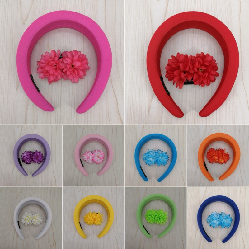 พร้อมส่ง เครื่องประดับทองกวาวย้อนยุค เซ็ต 2 ชิ้น (ที่คาดผมทองกวาว+ต่างหูหนีบเบญจมาศ)