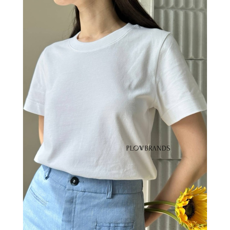 PLOWBRANDS เสื้อยืดคอกลม เสื้อแขนสั้นLilly T-shirt TShirt003 (รวมสี)