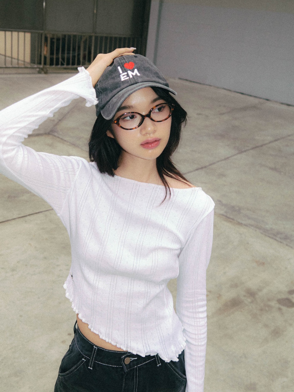 ENDOFMARCH | POINTELLE LONG SLEEVES TEE เสื้อยืดแขนยาว ผ้า Cotton 100%