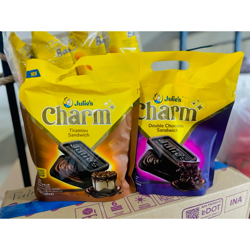 Julie’s Charm ขนมปังกรอบสอดไส้