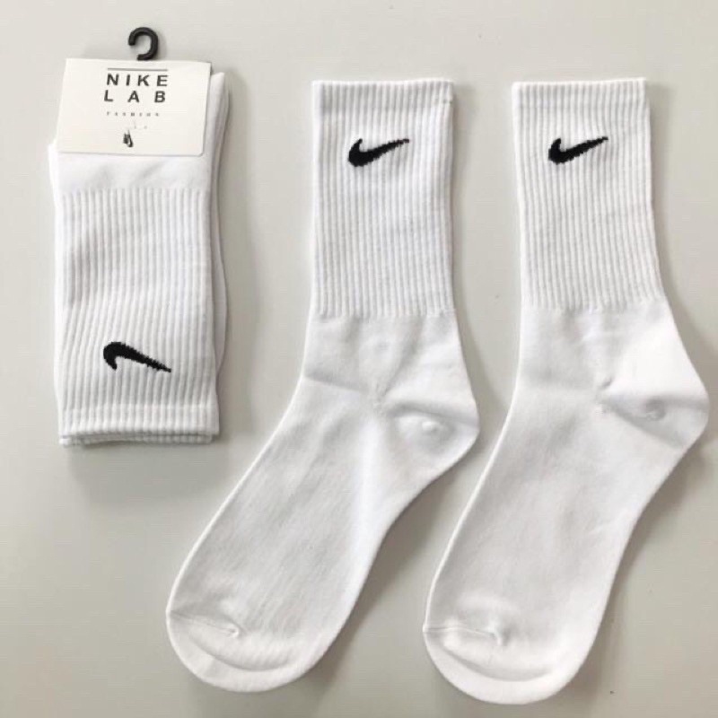 Nike  socks ถุงเท้าวิ่ง ถุงเท้ากีฬา ผ้าฝ้ายแท้ ใส่สบาย ยางยืด สไตล์เดียวกันทั้งชายและหญิง