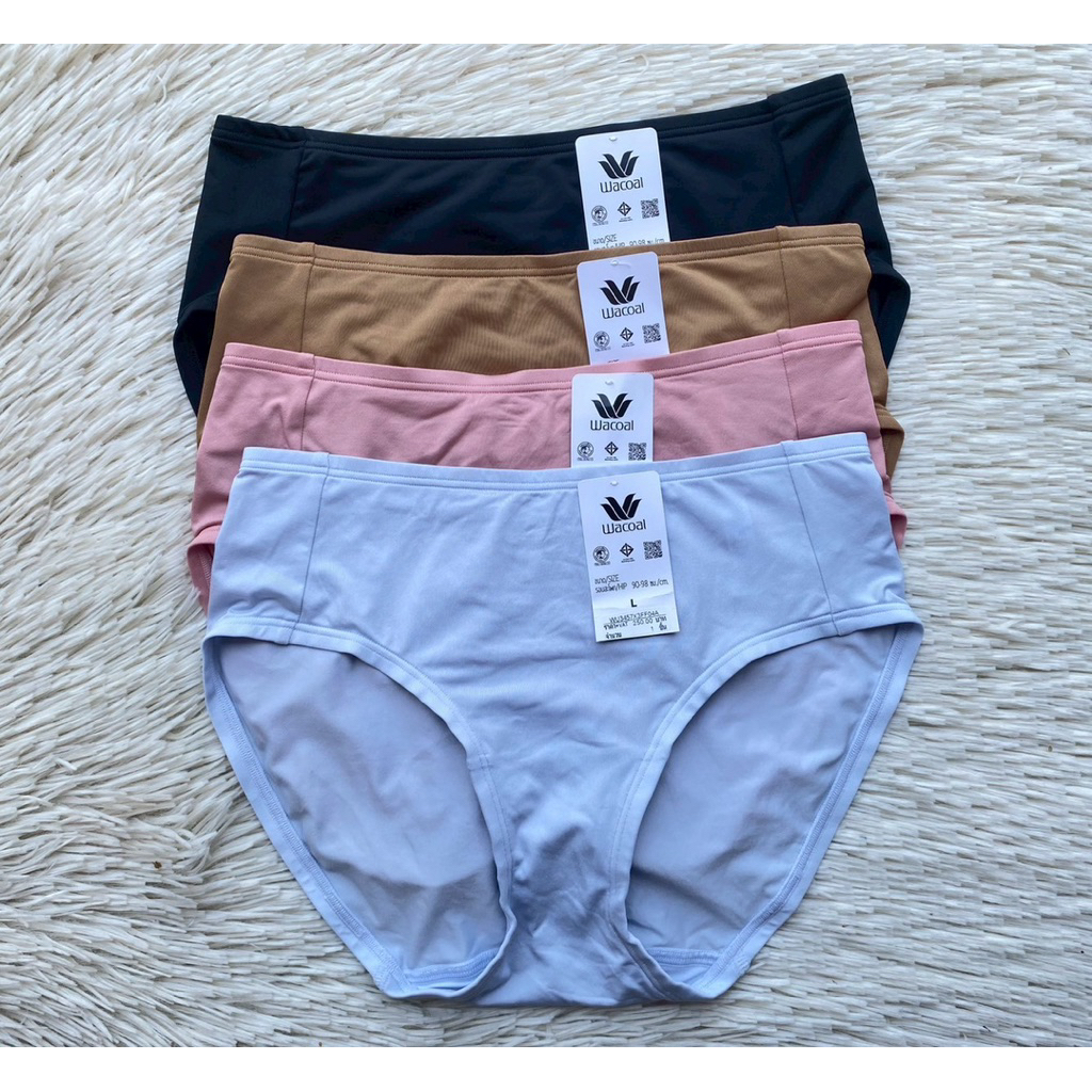 Wacoal WU3457 กางเกงในแบบครึ่งตัว ผ้ามันลื่นสวมใส่สบายตัว