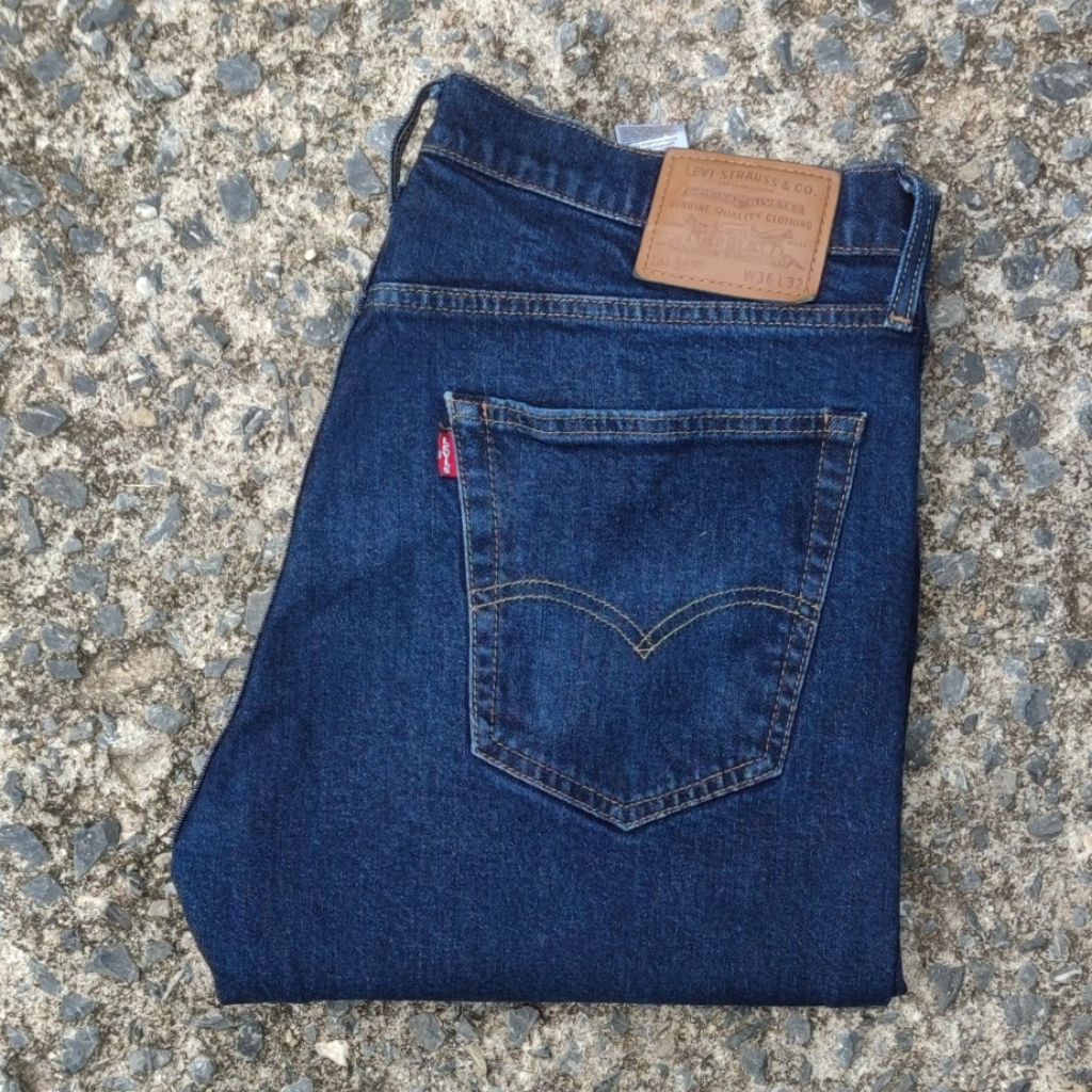 J19/37 กางเกงยีนส์มือสอง 502 Big E เอววัดจริง 37" ยาวทั้งตัว 41" ปลายขา 7.5" ผลิต Pakistan ผ้ายืด 2%