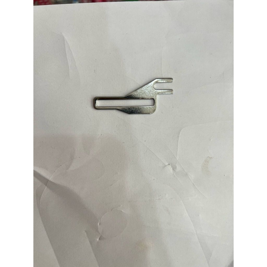 ตัวผ่านด้ายW600 ใช้สำหรับผ่านด้ายจักรลาม้าบินอุตสาหกรรม**ราคาต่อชิ้น**