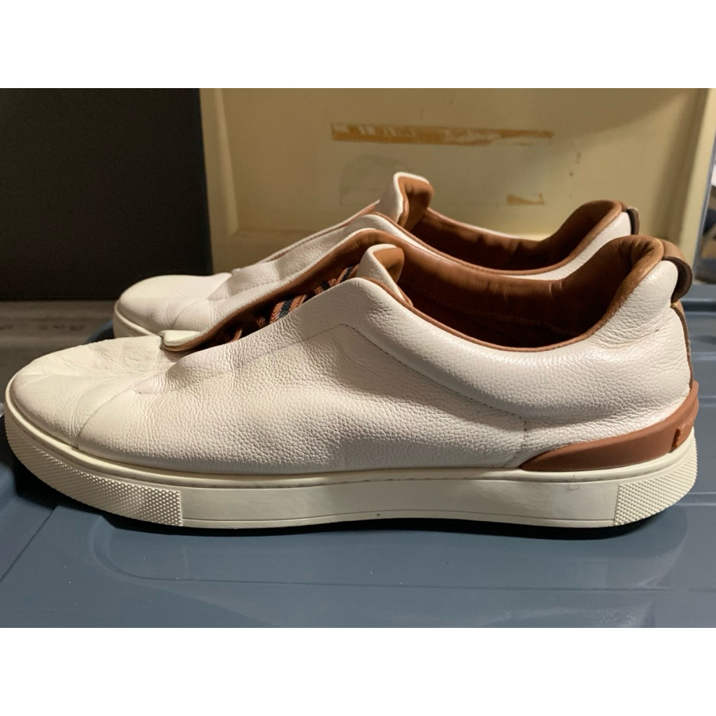 รองเท้า หนัง slip on ZEGNA สลีปออน 41 ดูภาพเพิ่มเติมที่รายละเอียดสินค้าจ้า