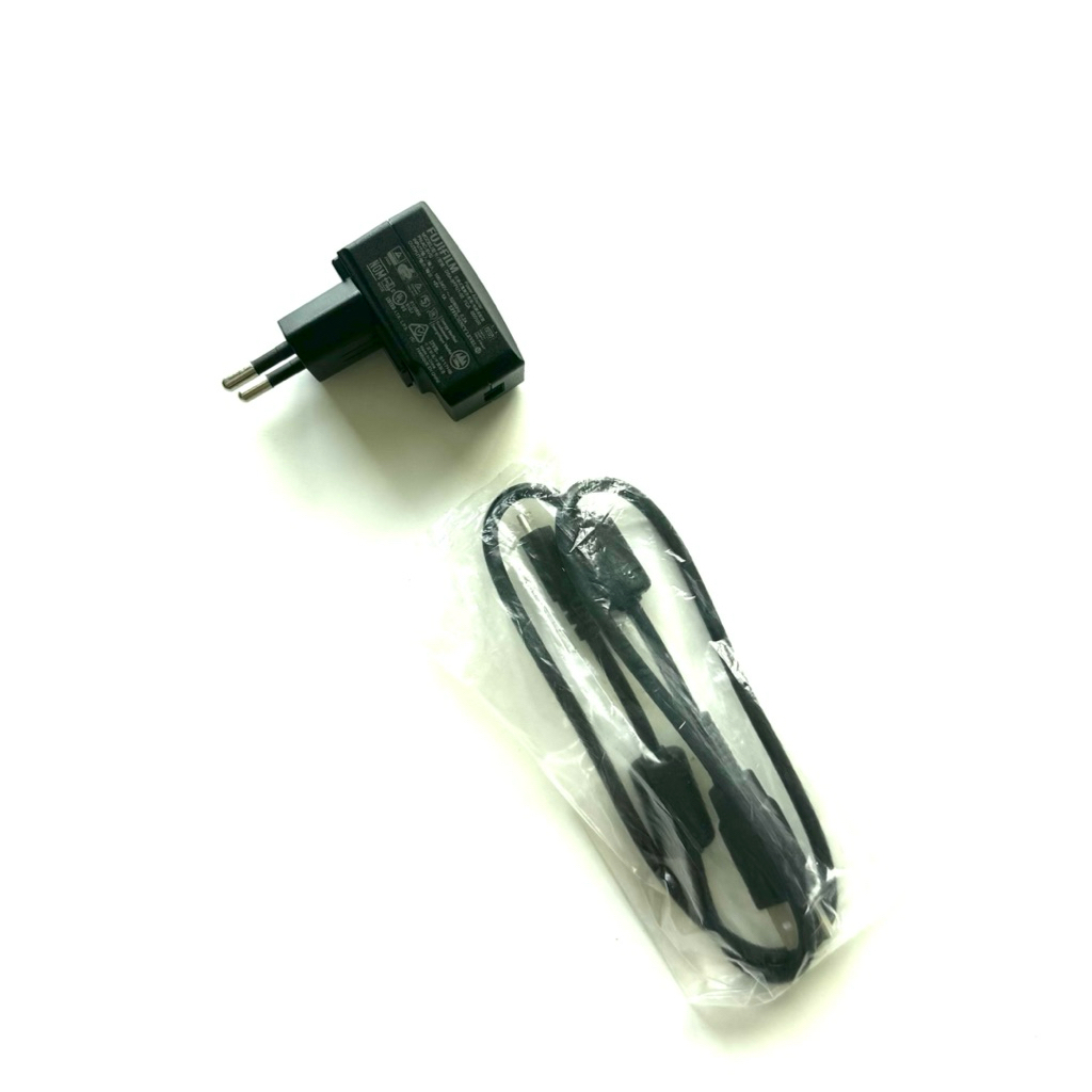 สายชาร์จแบตกล้อง Fuji XA3 / XA5 / XA10 (ของแท้ 100%)