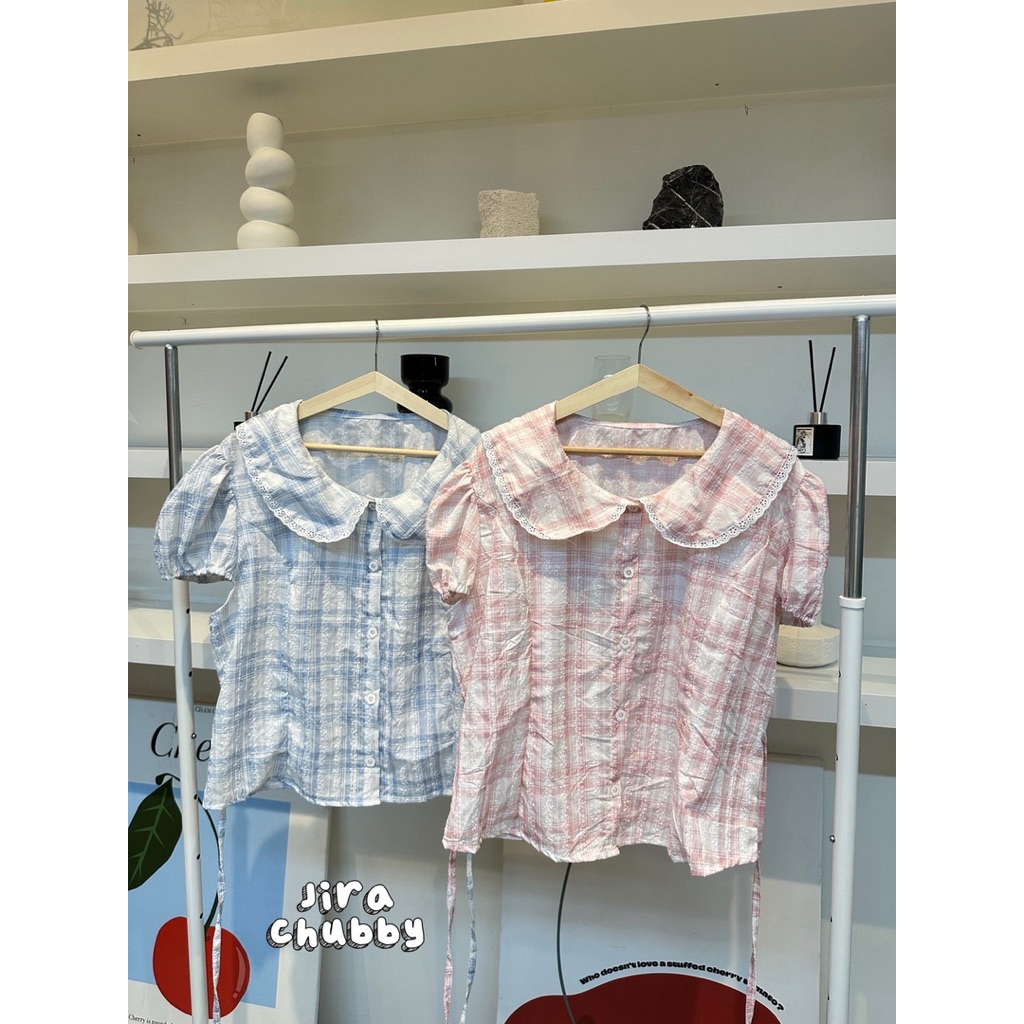 ✅ลดแรงโปรเปิดร้าน+ส่งฟรี✅ พร้อมส่งครบสี✅เสื้อคอบัวแต่งลูกไม้ มีเชือกพูกหลัง กระดุมถอดติดใช้งานได้จริง - รูปที่ 2