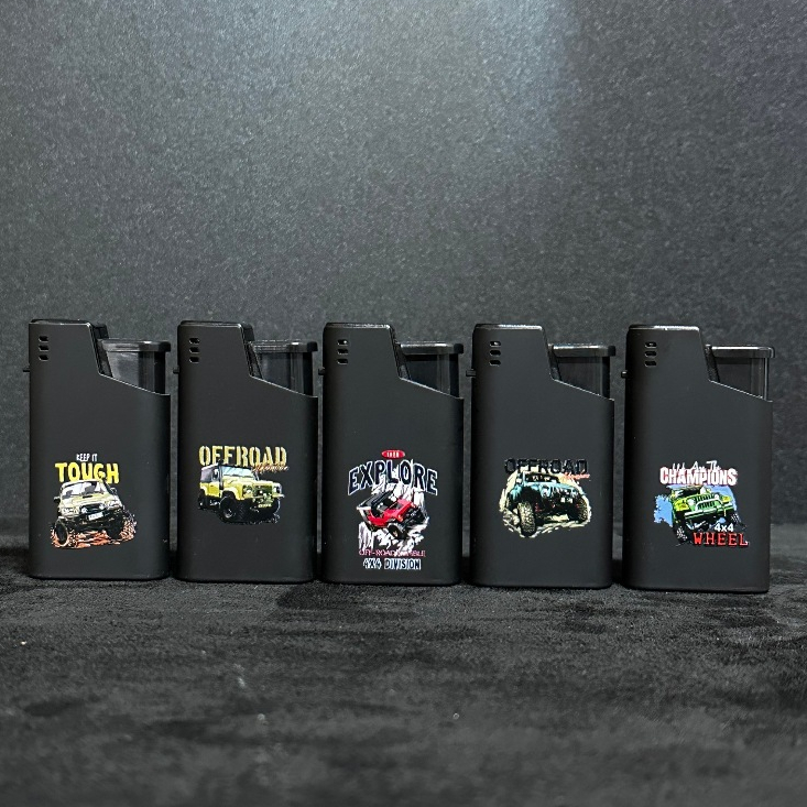 อุปกรณ์จุดไฟ สีดำซิลิโคน ลายการ์ตูน หัวเหล็ก ถอดปลอกเติมแก๊สได้