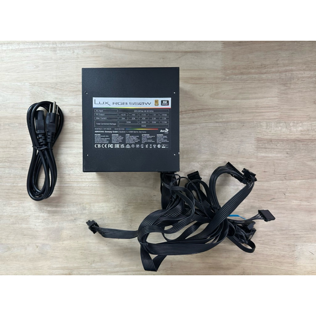 พาเวอร์ซับพลาย PSU AEROCOOL LUX RGB 550W 80+BRONZE สภาพดี