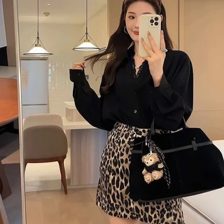 [Sheing office]🌟พร้อมส่ง🌟เสื้อเชิ้ตสไตล์เกาหลี ผ้าไหมอิตาลี ใส่สบาย แต่งลูกไม้แขนยาวกระดุมหน้า