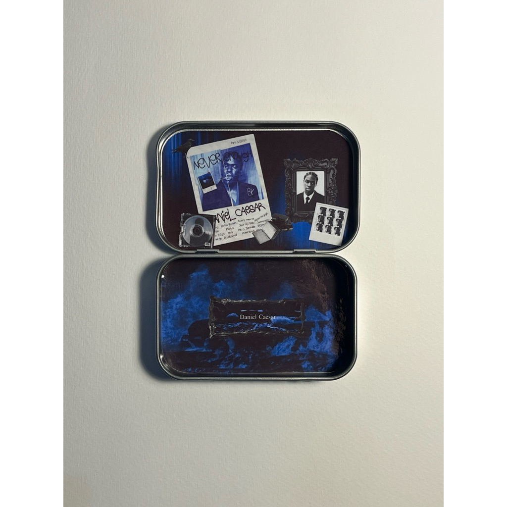 กล่องเหล็ก Daniel Caesar Altoids Wallet