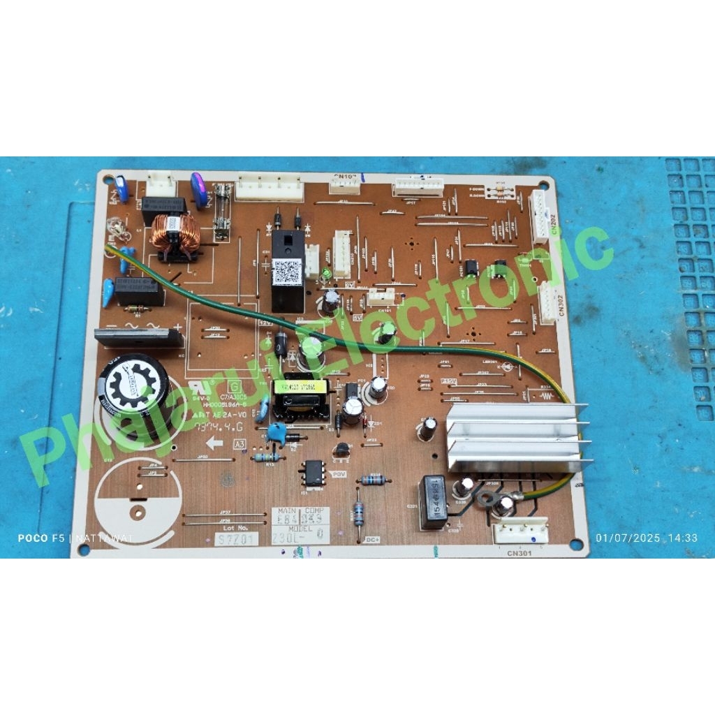 แผงตู้เย็น Hitachi Inverter 230L 230 E230 ของมือสอง