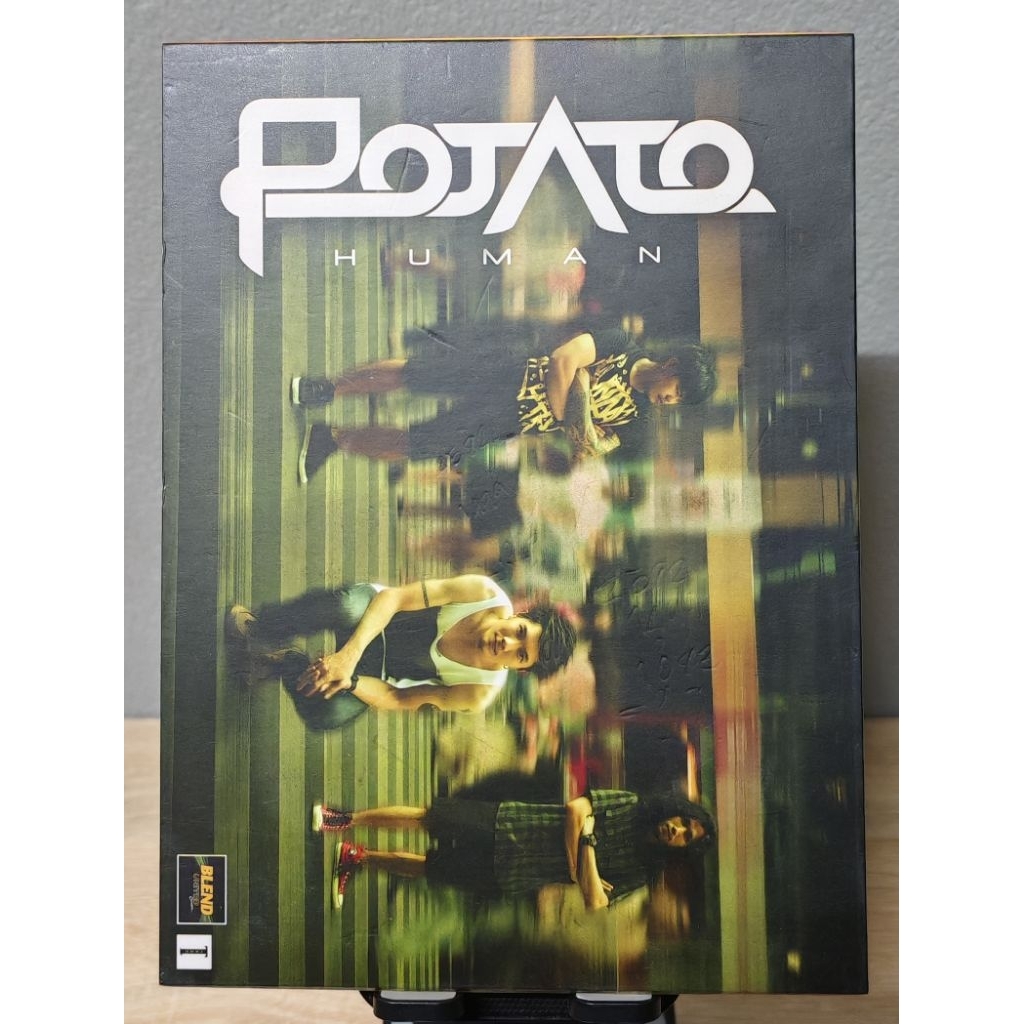 CD Potato อัลบั้ม Human (มือ2),เจาะสันปก 1 รู