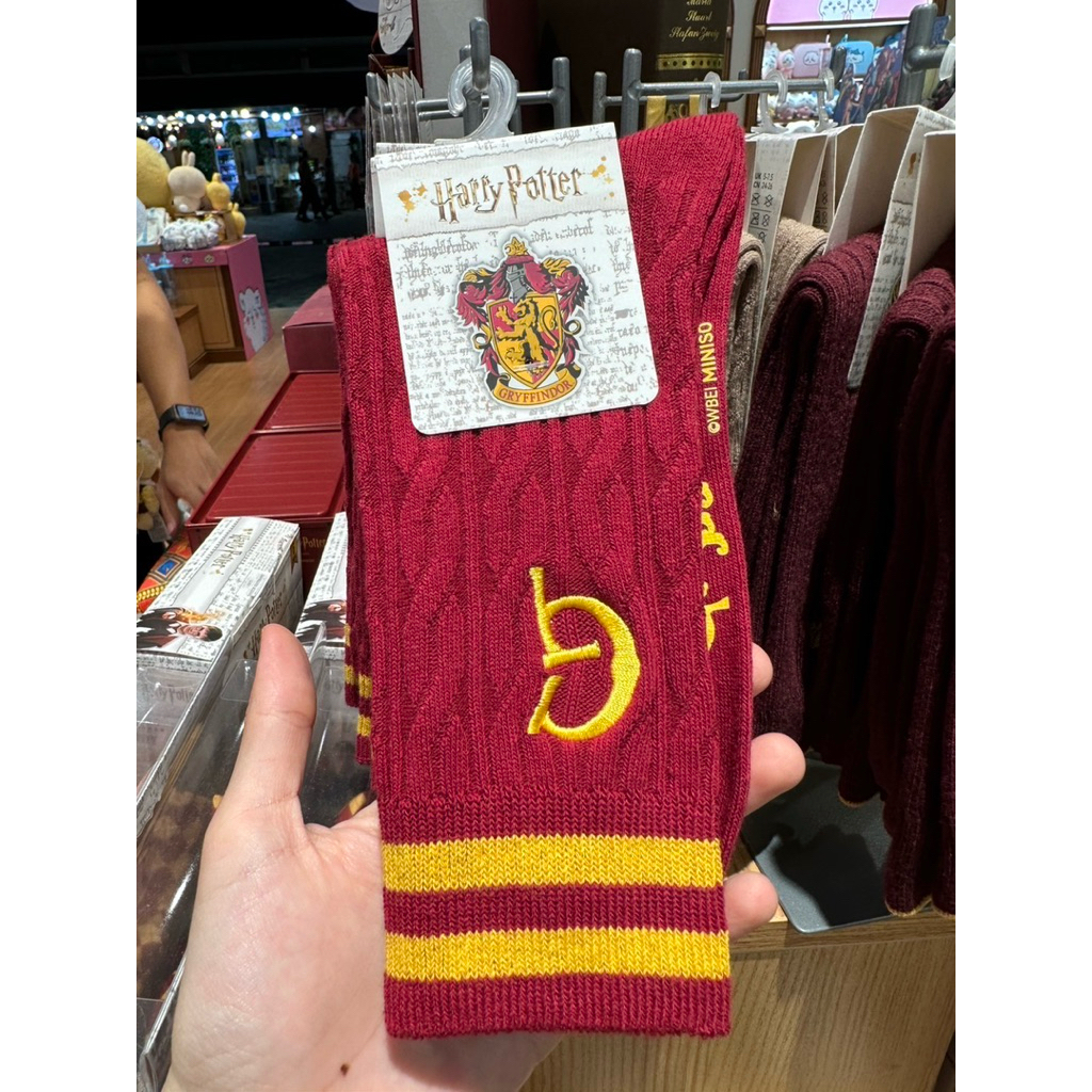 รวมงานถุงเท้ายาว Harry Potter ของแท้จากช๊อป Miniso 🧦🧳