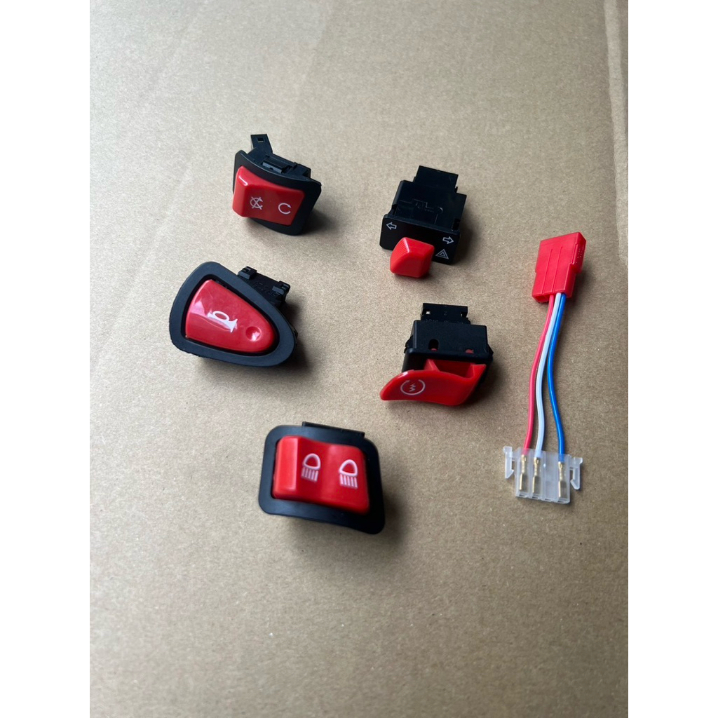 สวิตช์ไฟLEAD125 สวิตแฮนด์แต่ง LEAD125 ขายยกชุดสวิตแฮนด์ LEAD 125 สีแดง