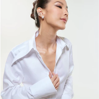 AOP ARCHIVE - Consonant Shirt เสื้อเชิ้ตเข้ารูป ดีเทลปกไม่เท่ากัน