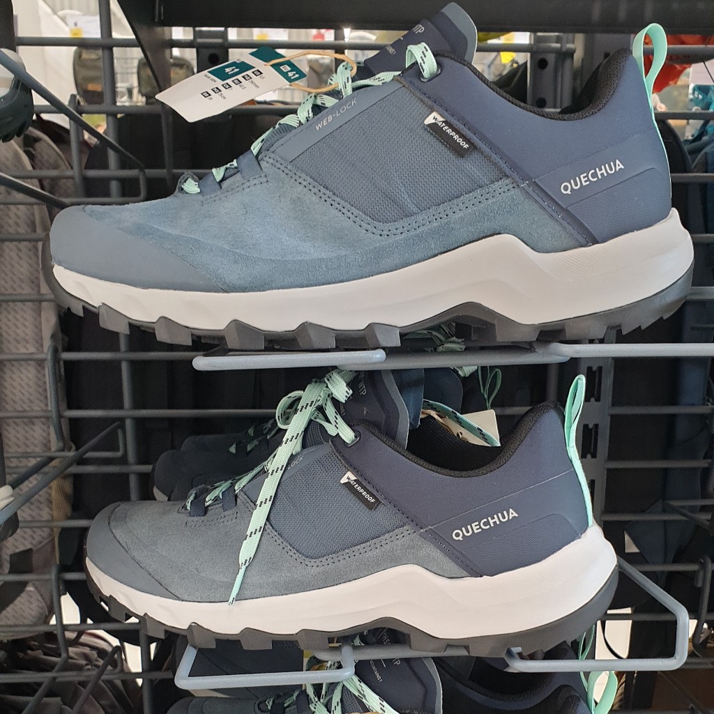 DECATHLON | รองเท้ากันน้ำใส่เดินป่าบนภูเขาสำหรับผู้หญิง QUECHUA รุ่น MH500