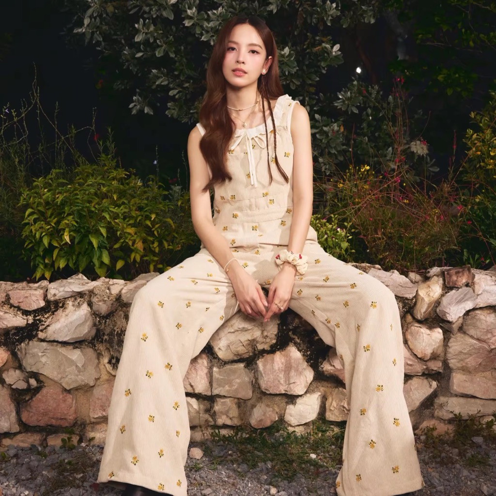 ส่งต่อจั๊มขายาว lookbooklookbook รุ่น jane jumpsuit