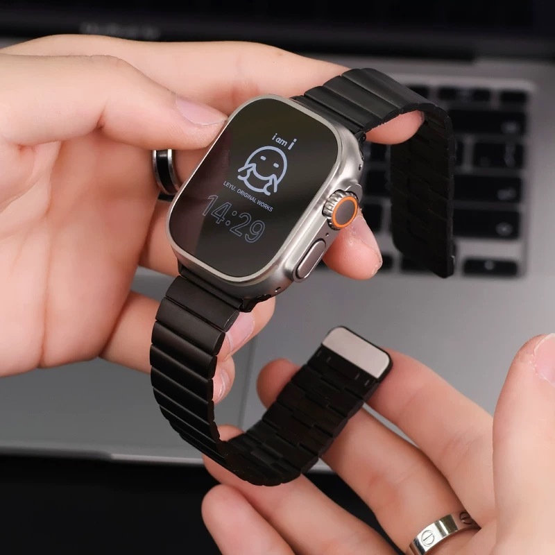 GOKOOL Steel Magnetic Strap for Ultra 3 Watch Adjustable 49mm สายสแตนเลสสามารถปรับสายได้ มีทั้งหมด2สี สีดำ สีเง แฟชั่น - รูปที่ 2