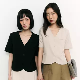 Lawyer Closet | [73012] ชุดสูทกระดุมแฟชั่นสำหรับผู้หญิง คอวีแขนสั้น เสื้อแจ็คเก็ตคอวี เนื้อผ้าใส่สบาย แมทช์ได้ หลายลุค