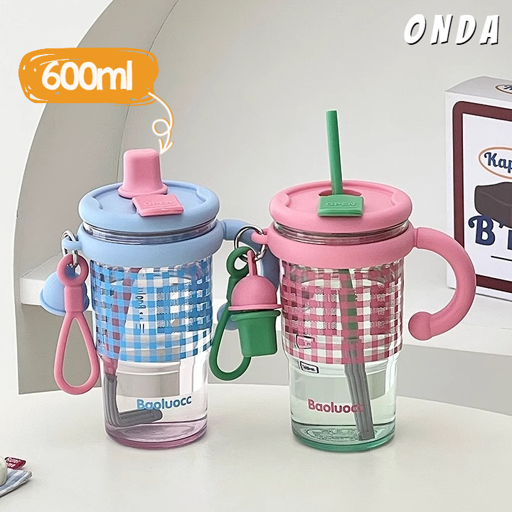 【ONDA】แก้วน้ำพร้อมหลอดดูด 600ml แก้วน่ารัก สีสันสดใส ลายน่ารัก แก้วน้ำพกพาในรถยนต์ ใช้งานสะดวก