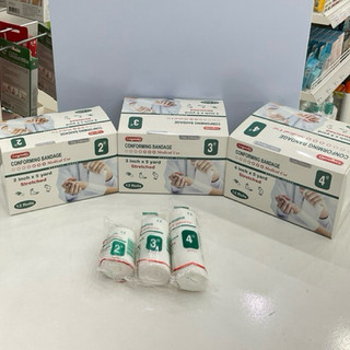 ยกกล่อง** ผ้าก๊อซยืดพันแผลแบบม้วน Longmed conforming bandage ขนาด 5 หลา บรรจุ 12 ม้วน