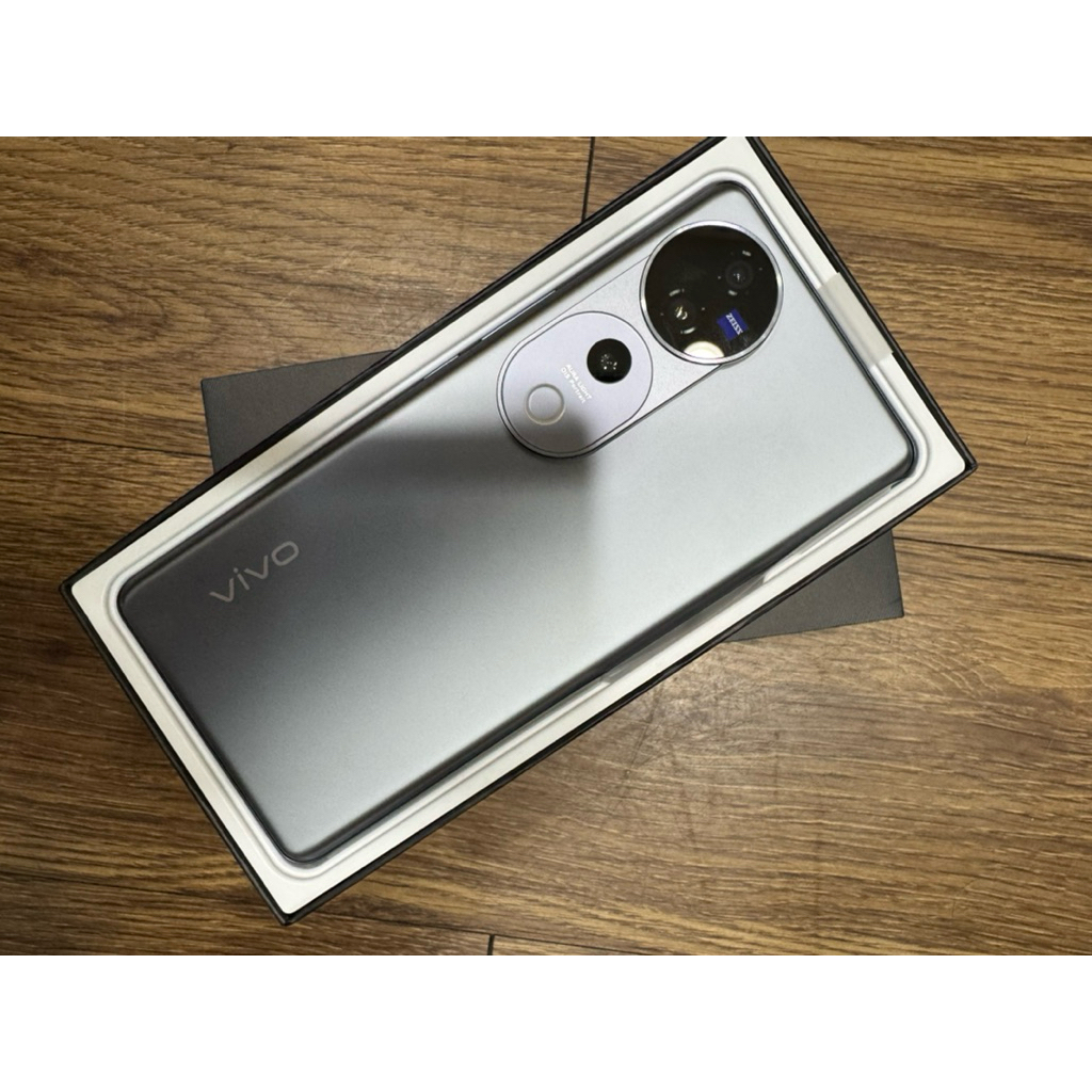 ### มือ2 ### Vivo V40 (8/256)  V40 Pro(12/512GB) สินค้าประกันร้าน 1 เดือน