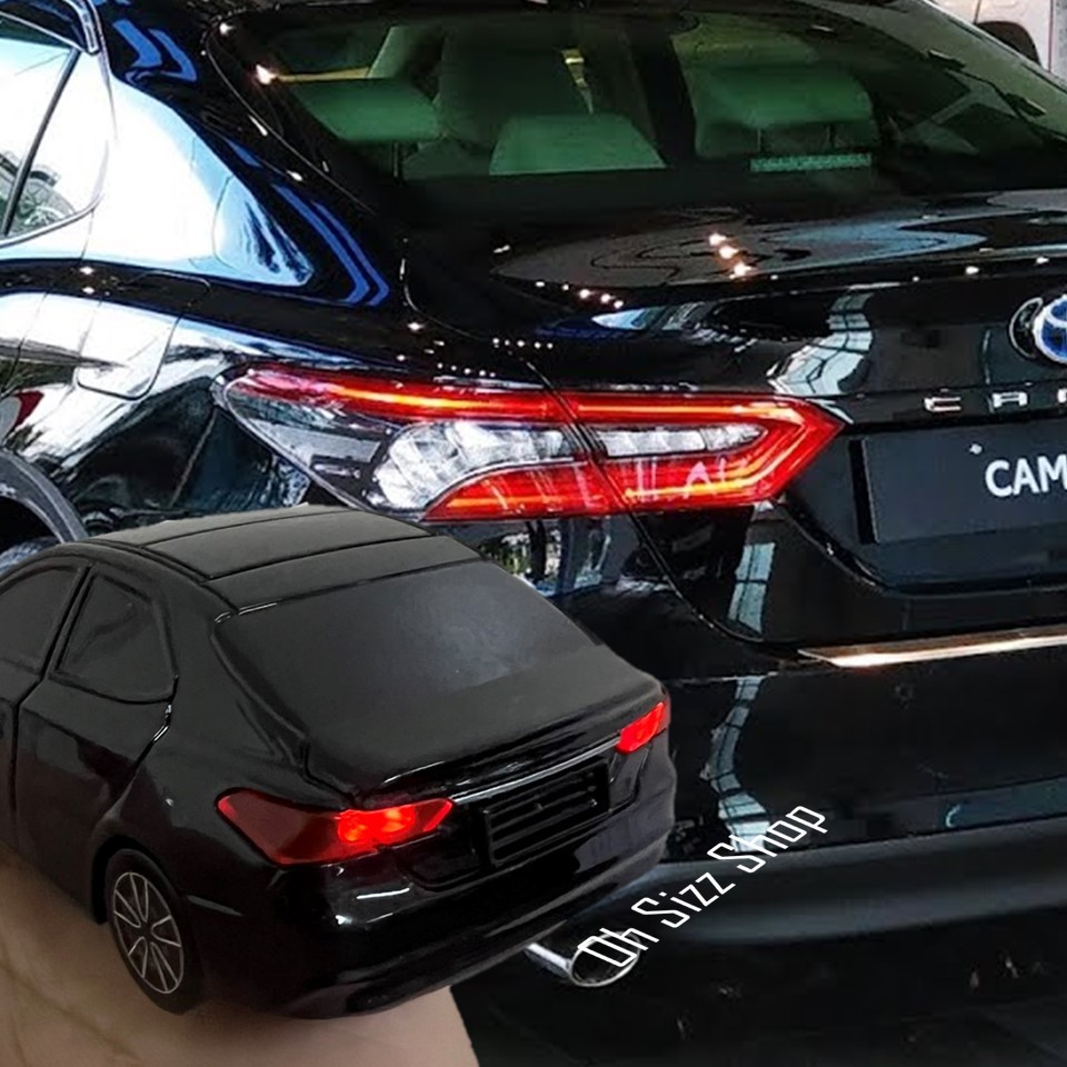 เคสรีโมทรถ Toyota Camry 2019-2023 รีโมททรง V มีไฟหน้าและหลัง  แบบโมเดลรถ   (Car Shape)  วัสดุพลาสติกเบา ABS  พร้อมพวงกุญ ราคา ถูกที่สุด ดีลบีเคเค แกลเลอรีภาพที่ 2
