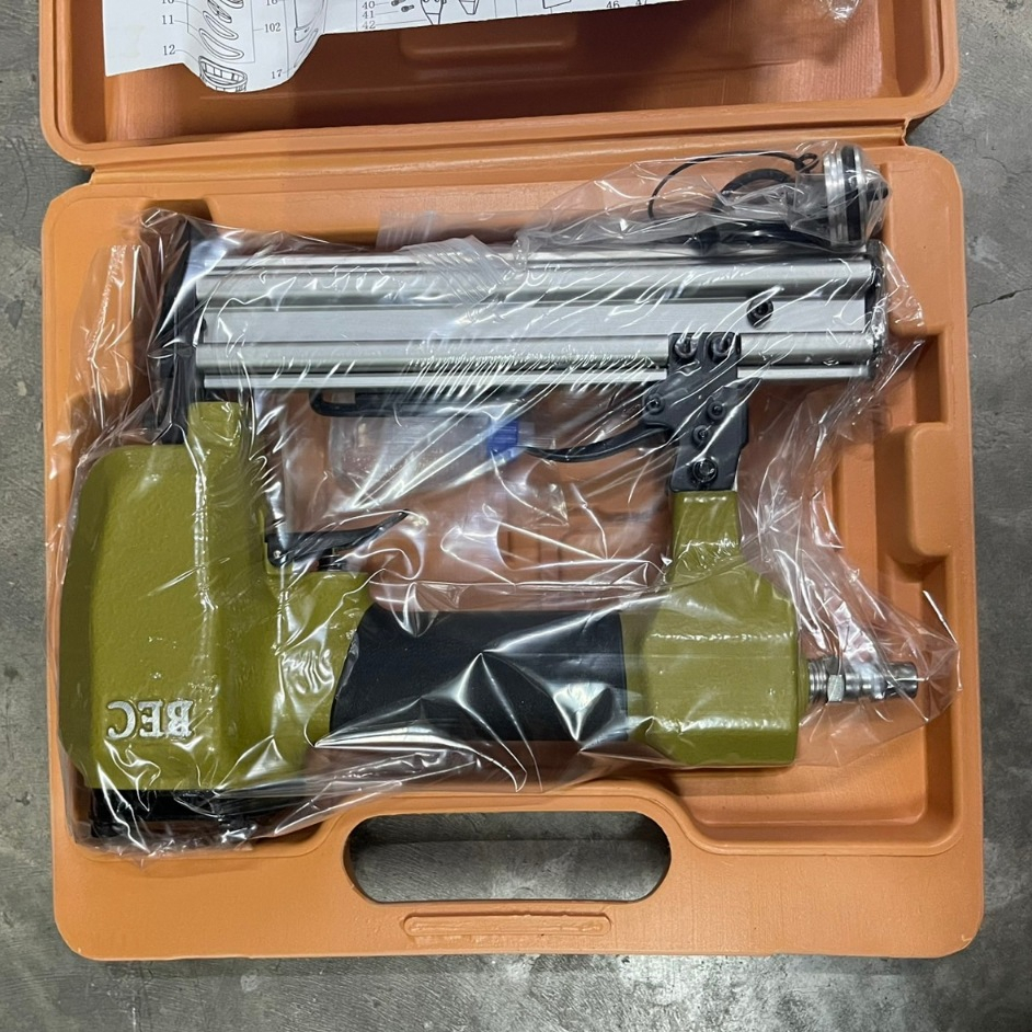 ยิงตะปูลม BEC รุ่น F- 30 ขาเดี่ยว สีเหลืองพร้อมอุปกรณ์ ลูกยิงตะปู รุ่น F 5,000ตัว มีหลายขนาด มีแยกขาย