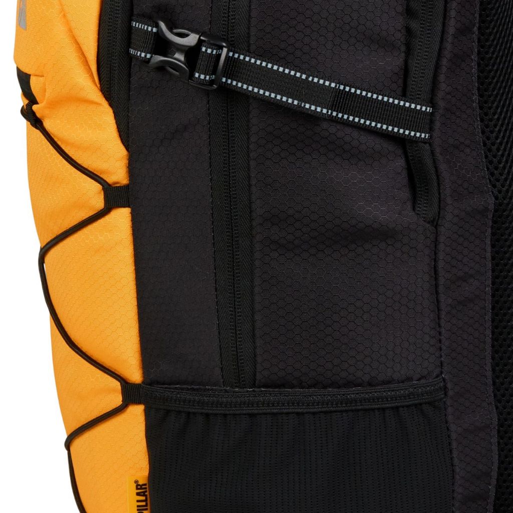 Caterpillar กระเป๋าเป้หลัง 25 ลิตร รุ่น Logan 84844 ใส่ Laptop 15.6 นิ้ว กันรอย มี Airmesh [ดำ/เหลือง] - รูปที่ 7