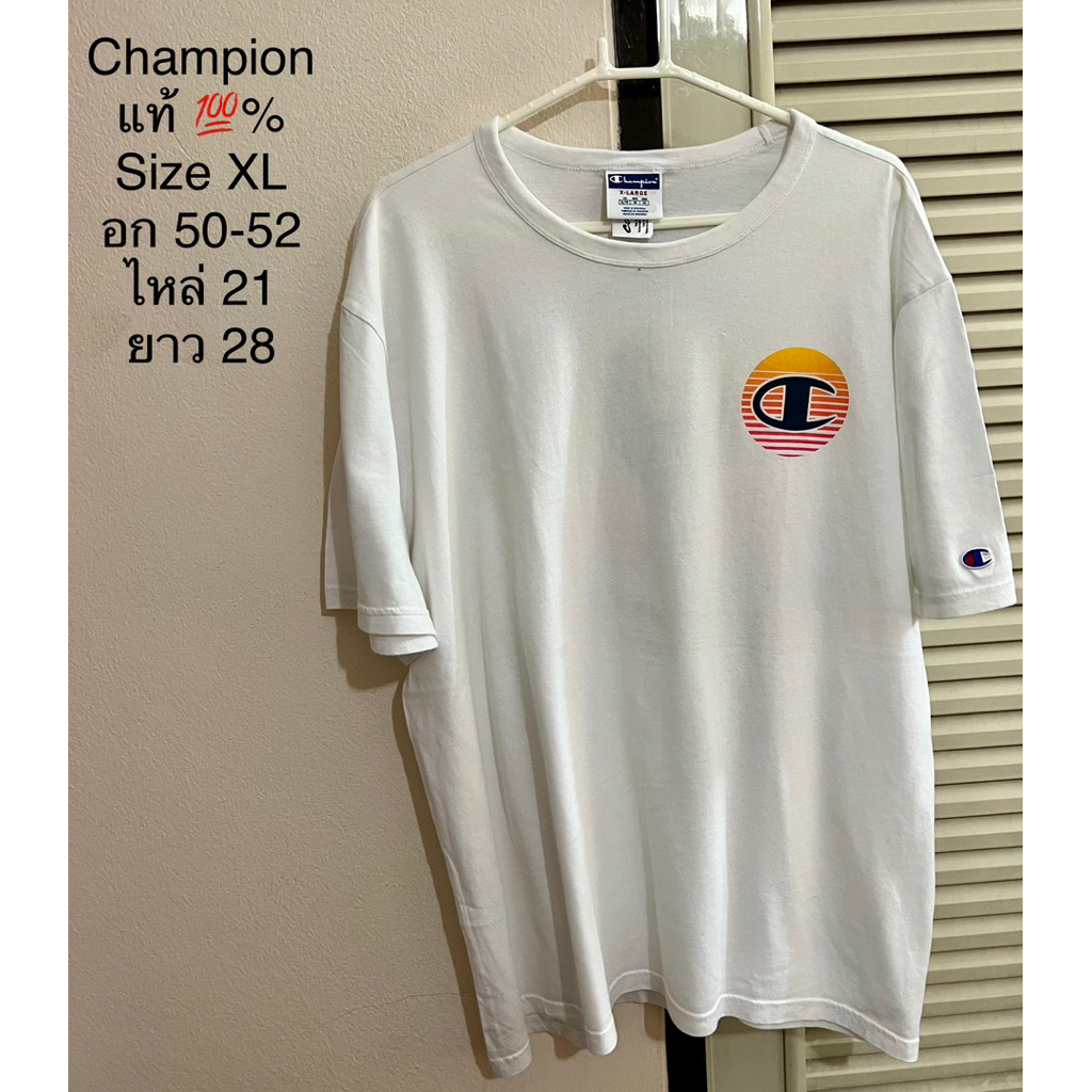 ส่งต่อ‼️เสื้อยืด Champion แท้💯% สกรีนสวย ด้านหน้าและหลัง หายาก!(มือ2 มี1รูมดที่คอเสื้อเนื่องจากการเก