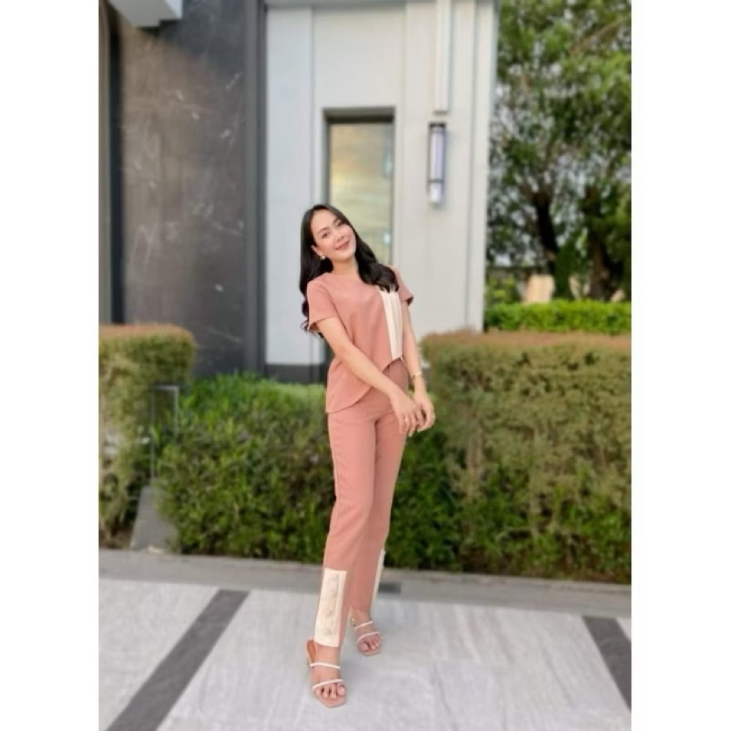 ชุดเซ็ตงานป้าย Valley Girl XL มือสอง