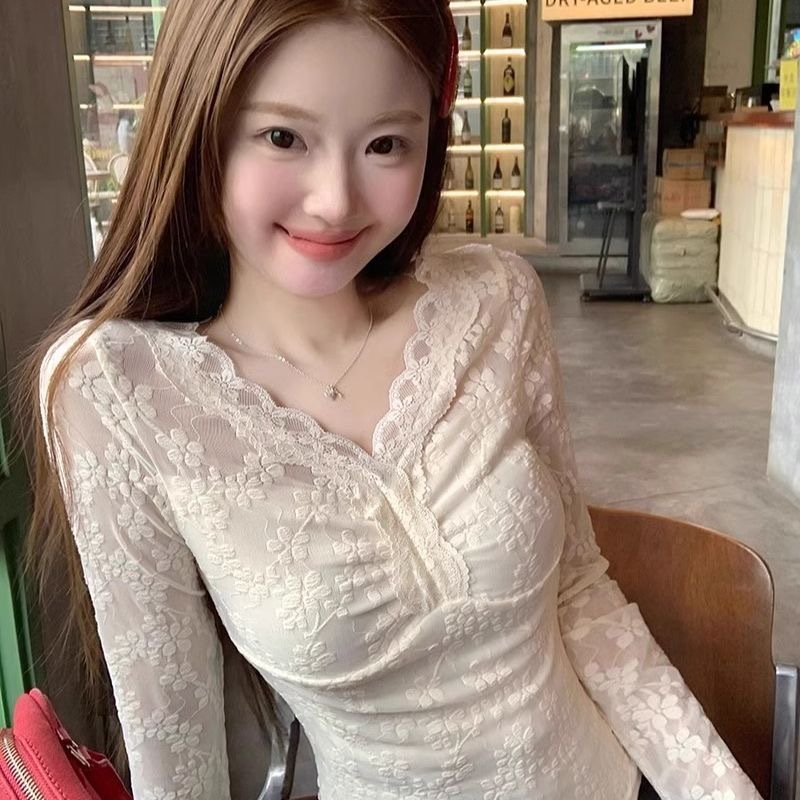 [Sheing office]🌟พร้อมส่ง🌟เสื้อเชิ้ตผู้หญิงคอวีแขนยาวลูกไม้เข้ารูปเซ็กซี่แบบ