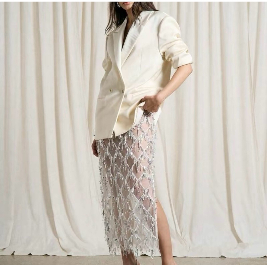 กระโปรงปักเลื่อมสีขาว แบรนด์ Studiox2