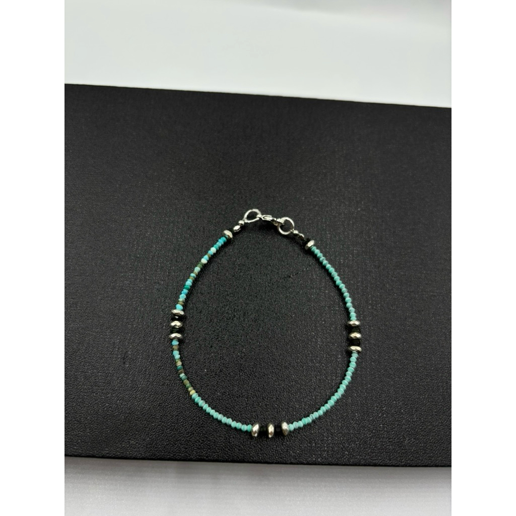 beautiful 1 natural 2 mm malachite beaded bracelet 💚💚
