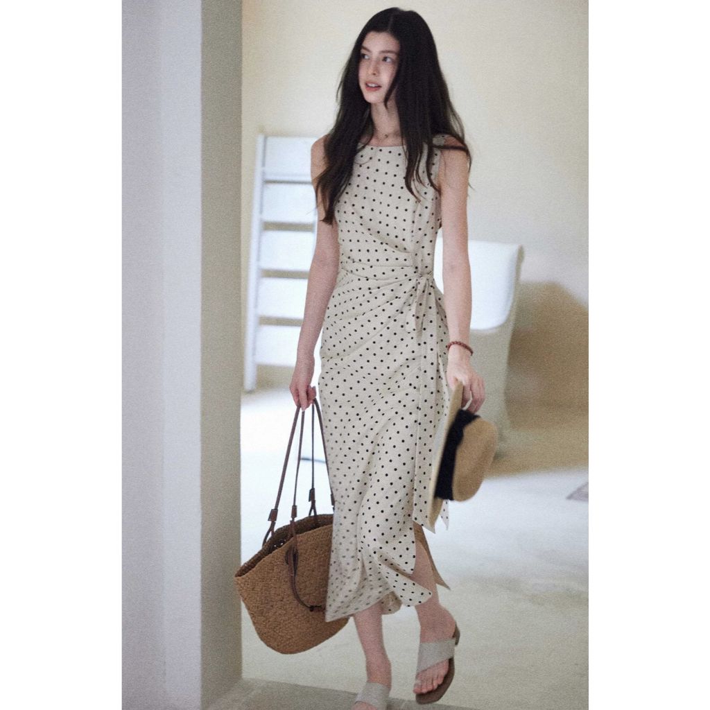 Mogwany  พร้อมส่ง M / Piper Dot Dress ทรงสวย ผ้าลินินใส่สบาย มีซับใน ใส่เที่ยว ใส่ออกงาน ใส่ทำงาน