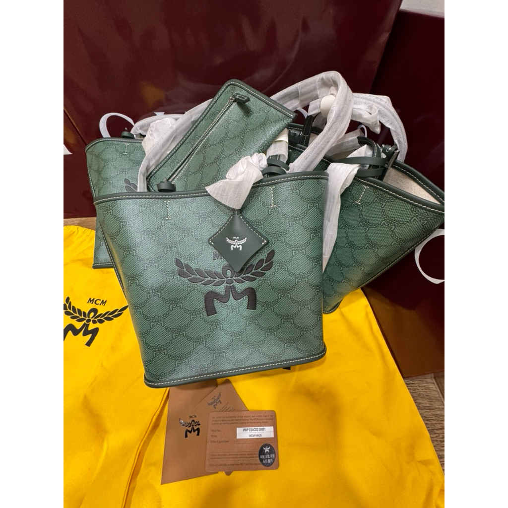 New MCM Himmel mini (22,500฿) อปก ถุงผ้า การ์ด 🧧🧧 21000฿  "DNE'UDTOWN”