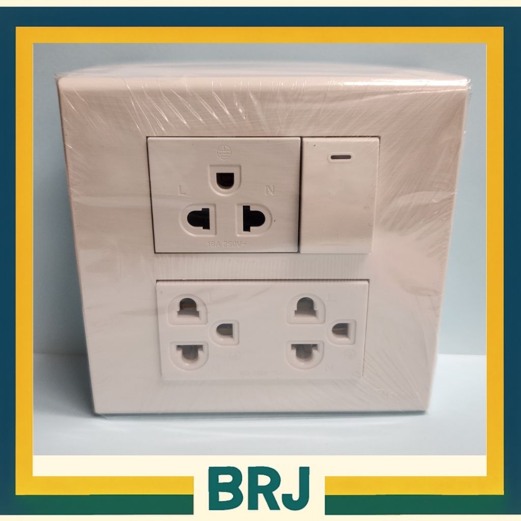 [CHANG] ปลั๊กไฟ 2 ช่อง 3 ตา พร้อมสวิตช์ + กล่องฝังผนัง