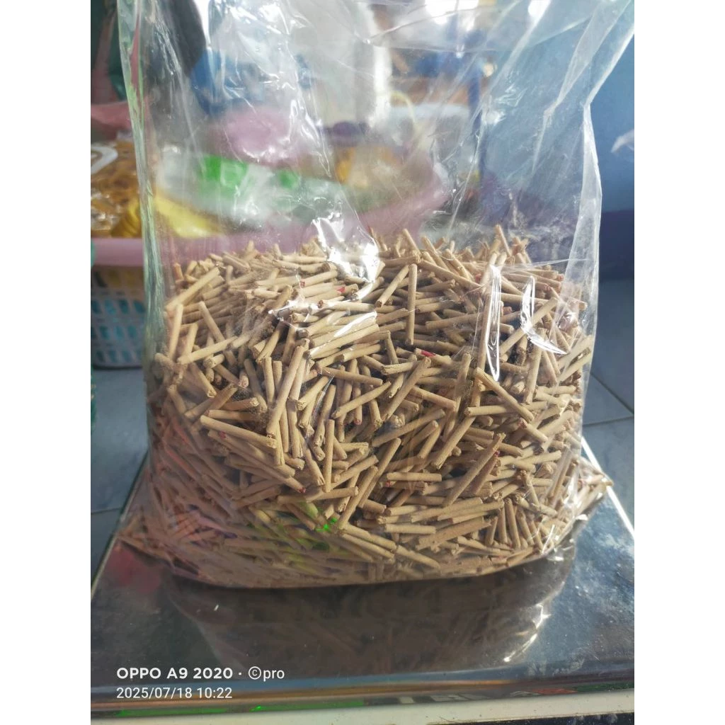 ธูปตัด สำหรับทำดอกไม้จันทน์ ขนาด 1นิ้ว1.5/ 2นิ้ว 500กรัม