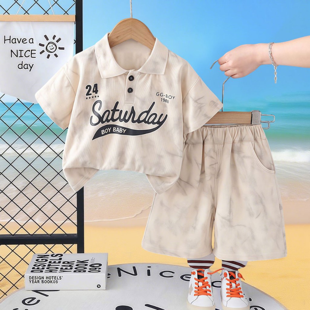 Beryl kids🌸ชุดเด็กผู้ชายแฟชั่น🎀ชุดแขนสั้นเด็กฤดูร้อน เสื้อโปโลตัวอักษร+กางเกงขาสั้น ชุดสองชิ้น ลำลอง ใส่สบาย - รูปที่ 3