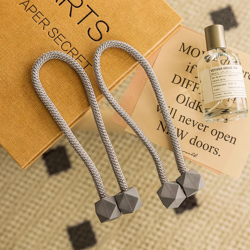 สายรัดผ้าม่านลูกเต๋า