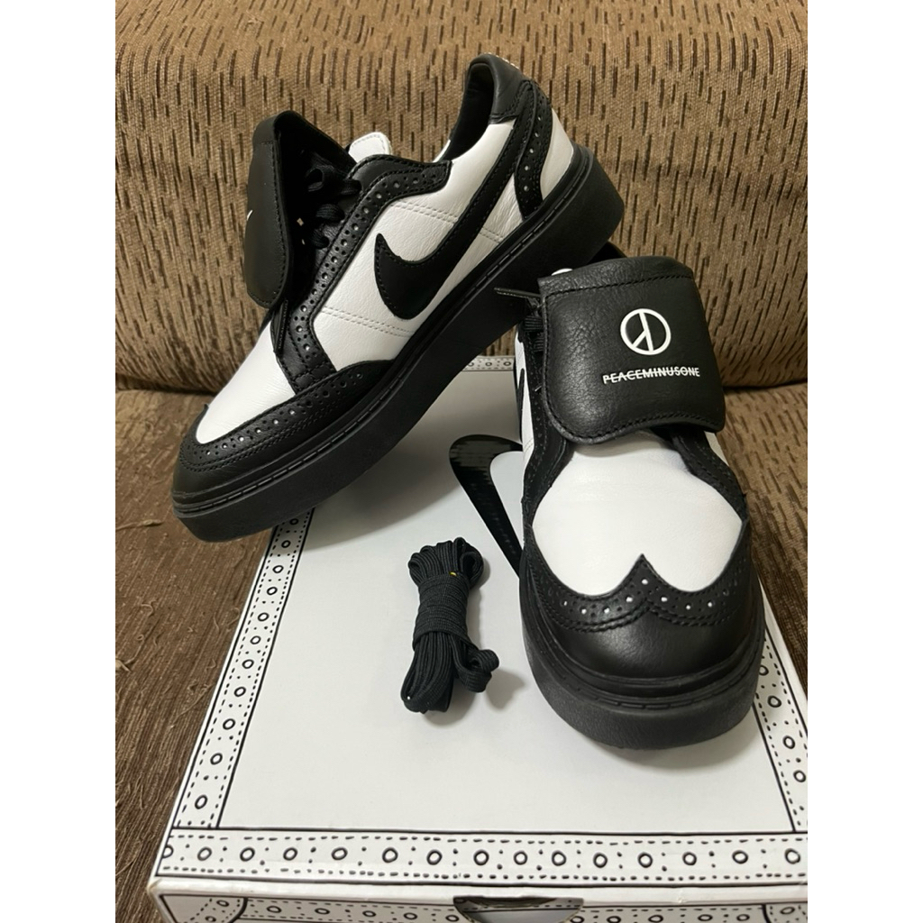 Nike kwondo1/peaceminusone