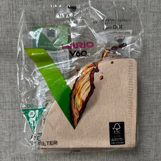 HARIO V60 Paper Filter กระดาษสำหรับดริปและกรองกาแฟ 100 แผ่นสีขาวและสีน้ำตาล HARIO