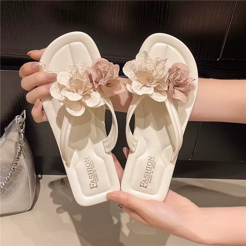 พร้อมส่งจากไทย【6636】 รองเท้าแตะหูหนีบแต่งดอกไม้ฟูลฟิลน่ารักสุดๆไม่มีไม่ได้เลยล่ะ tobo