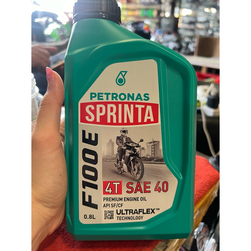 น้ำมันเครื่อง กึ่งสังเคราะห์แท้ PETRONAS Sprinta F700 15W-50 ขนาด0.8ลิตร
